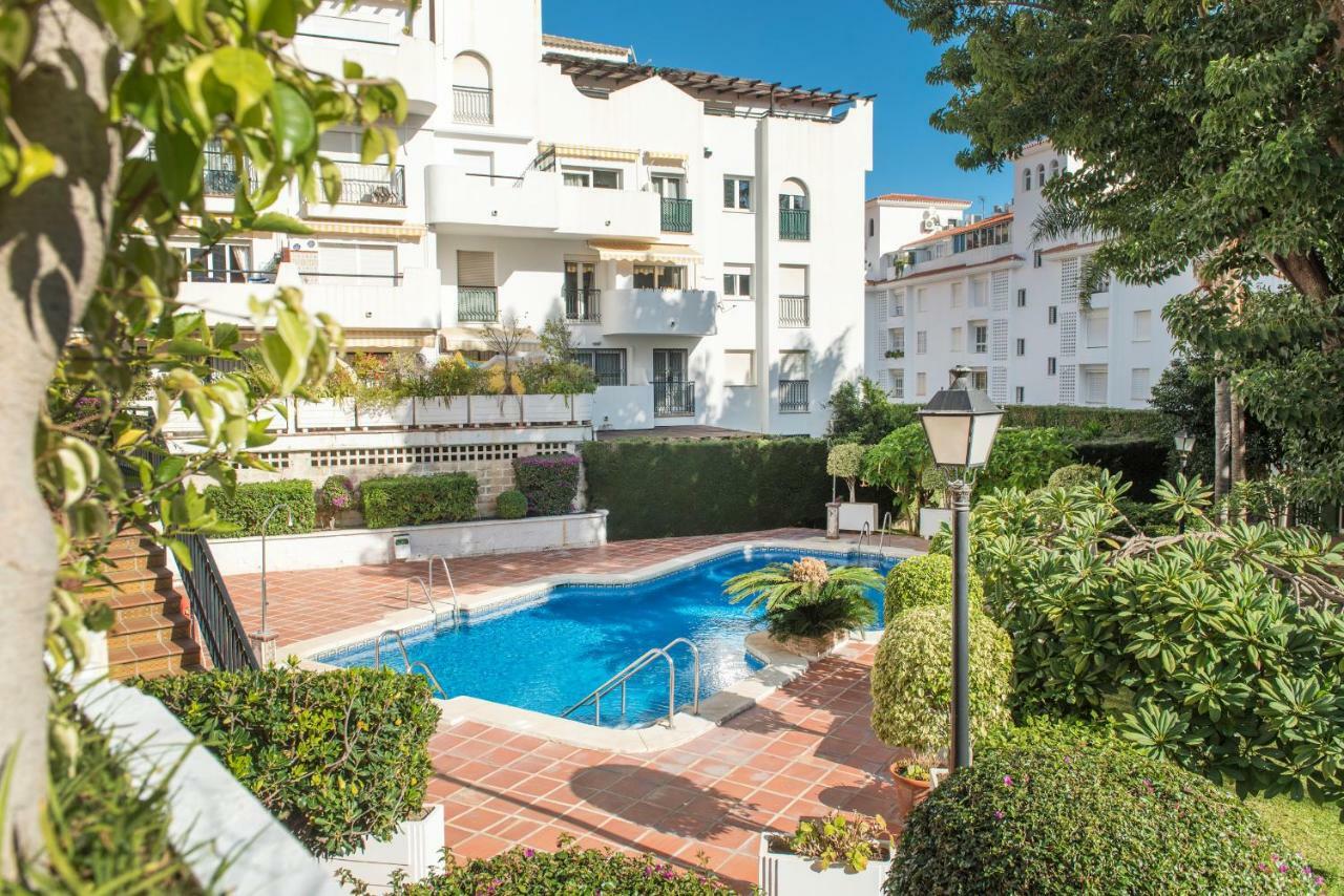 Fantastico Apartamento En La Carihuela Villa ตอร์เรโมลิโนส ภายนอก รูปภาพ