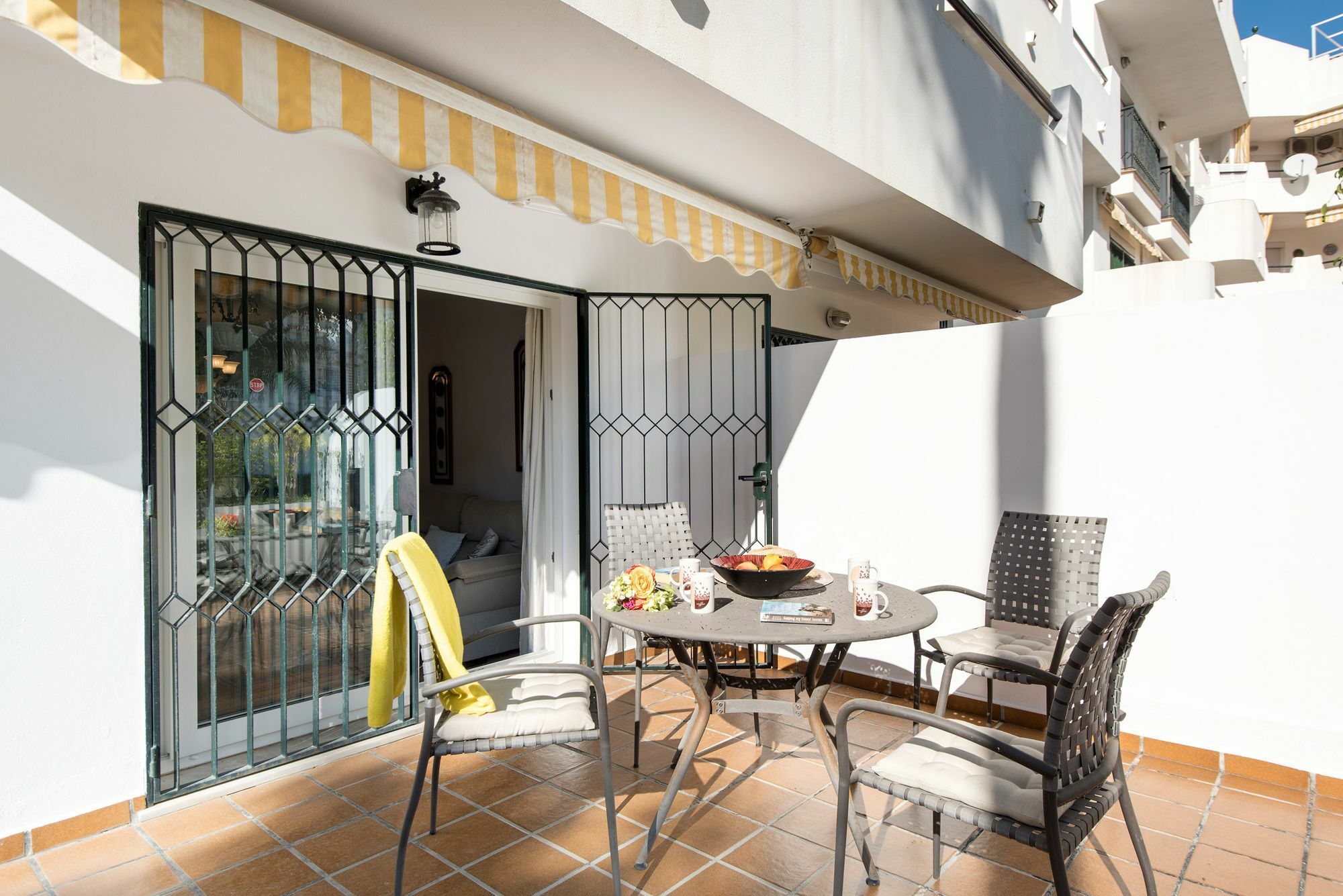 Fantastico Apartamento En La Carihuela Villa ตอร์เรโมลิโนส ภายนอก รูปภาพ